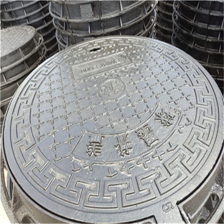 酉雞鋼鐵球墨鑄鐵井蓋市政道路廣場溝蓋板國標品質(zhì)速發(fā)貨
