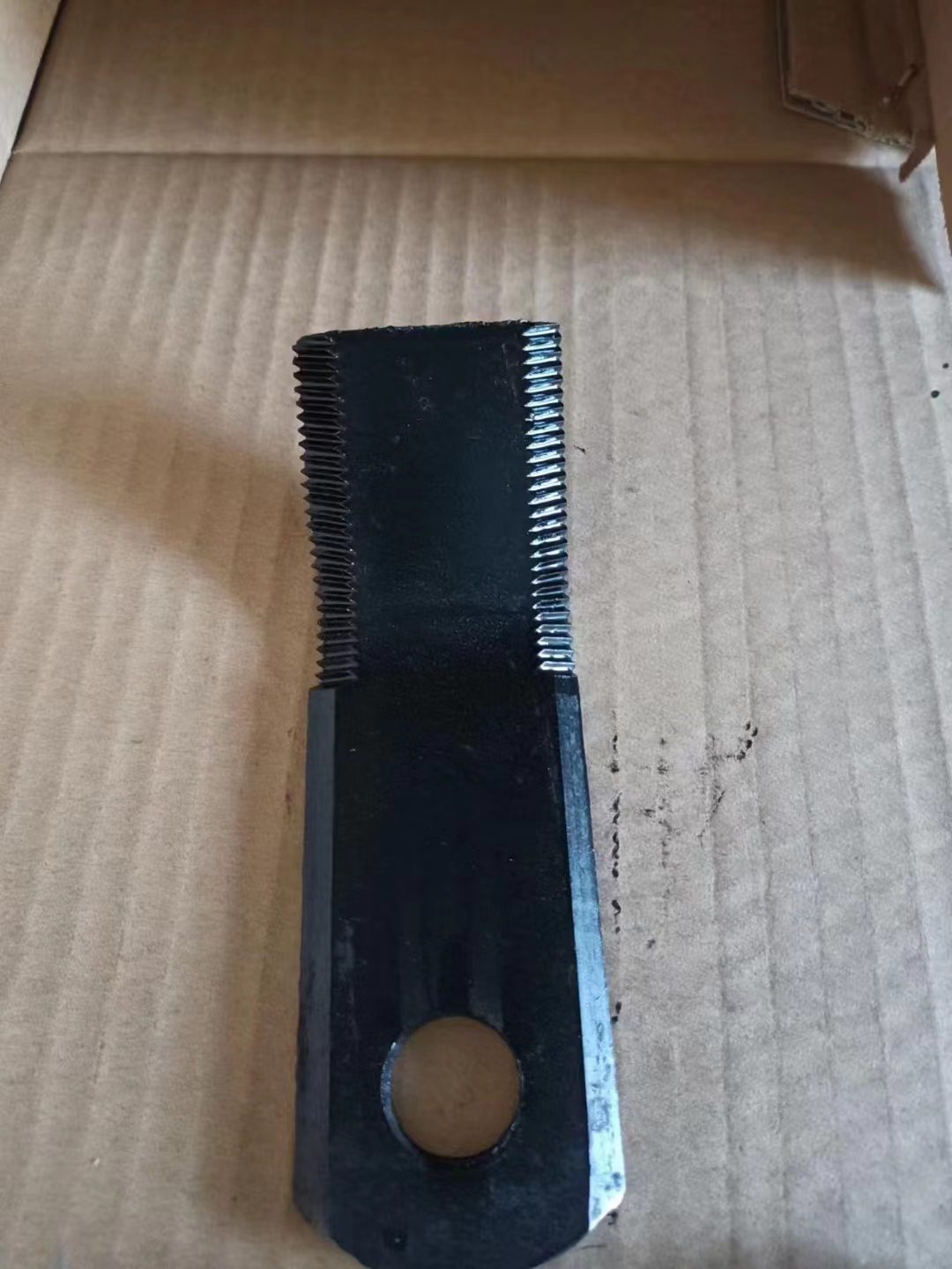 還田鋸齒刀片玉米秸稈粉碎機刀農(nóng)機配件滅茬機刀片鋸齒甩刀