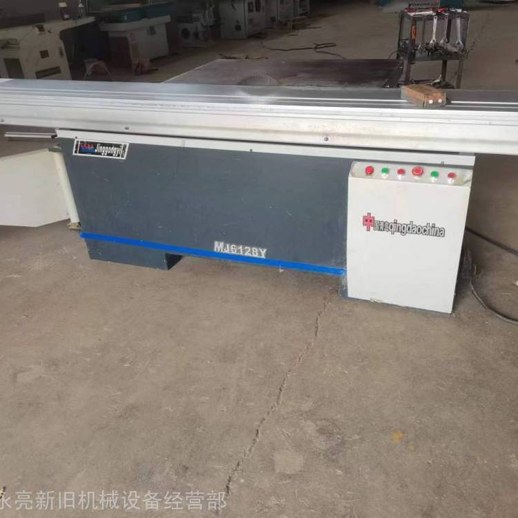 永亮回收出售二手木工機械設(shè)備裁板鋸?fù)婆_鋸板式家具生產(chǎn)