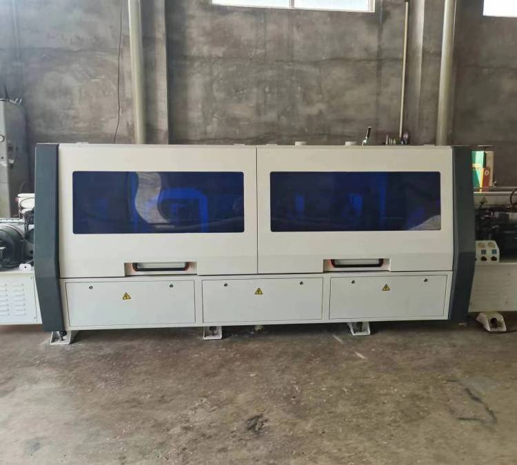 永亮機械樺樺仿形跟蹤倒角封邊機回收二手木工機械全屋定制設(shè)備