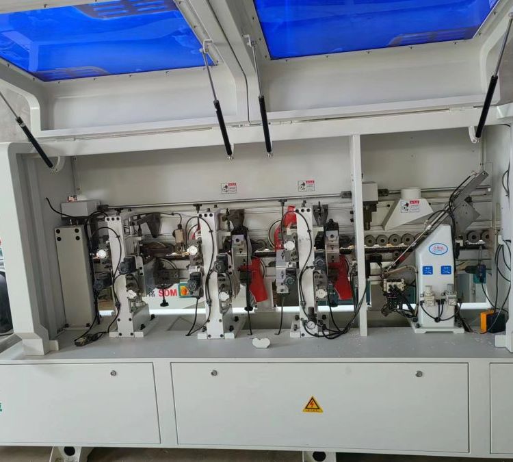 永亮機械中邁二手全自動封邊機設備保養(yǎng)完好成色新木工全屋定制