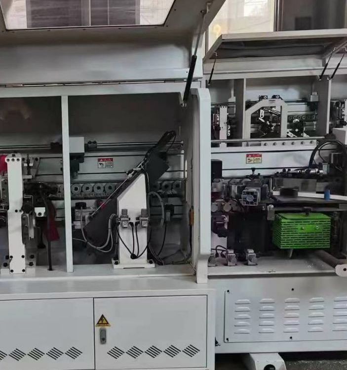 森百森木工機(jī)械封邊機(jī)板材衣柜櫥柜家具數(shù)控封邊設(shè)備品質(zhì)在線