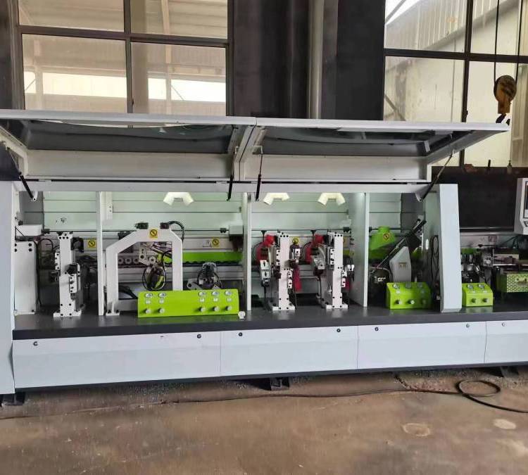 全自動(dòng)精密開(kāi)料機(jī)木工機(jī)械豪美HM-708仿形跟蹤封邊機(jī)永亮機(jī)械