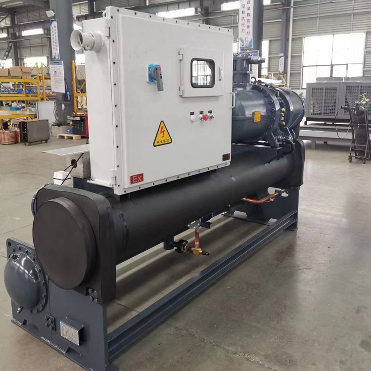 鈺明機械水冷螺桿式冷水機組高效-節(jié)能開放式冷凍機組廠家