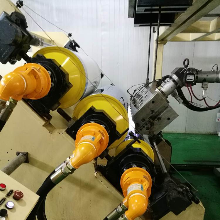 PVC片材擠出機控溫用180度水溫機鈺明機械輥筒加熱用24KW水加熱器