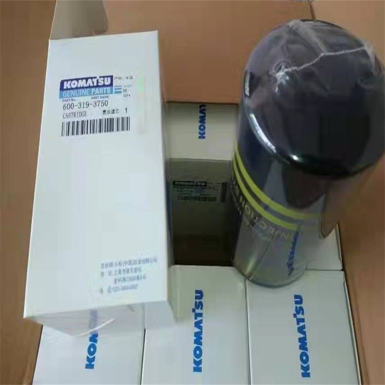 輝泰供應(yīng)600-319-3750柴油濾芯適用工程機械PC220-8挖掘機濾清器
