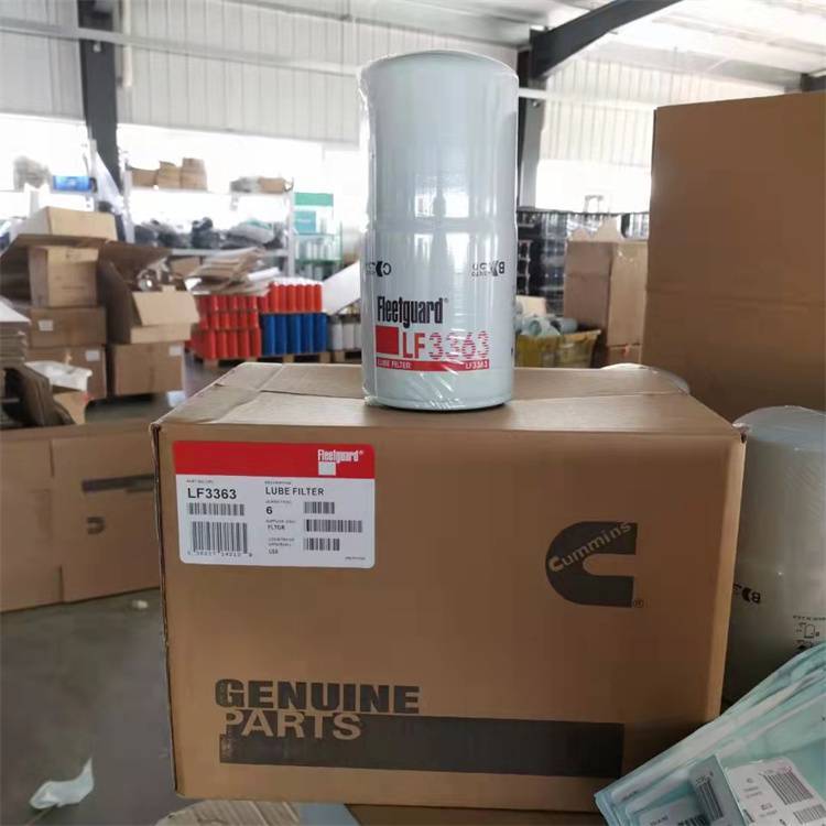 輝泰供應(yīng)LF3363弗列加機(jī)油濾芯工程機(jī)械發(fā)動機(jī)濾清器