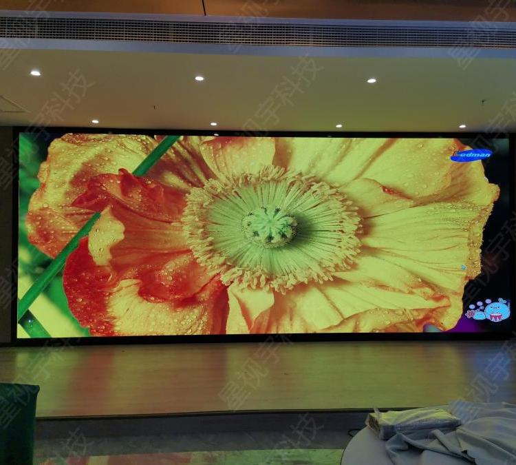 LED顯示屏戶外全彩無縫拼接酒店展廳商城商場批發(fā)定制