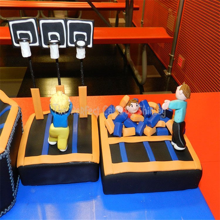 蹦蹦床游樂園室內(nèi)游樂設(shè)備蹦床樂園支持定做多種組合