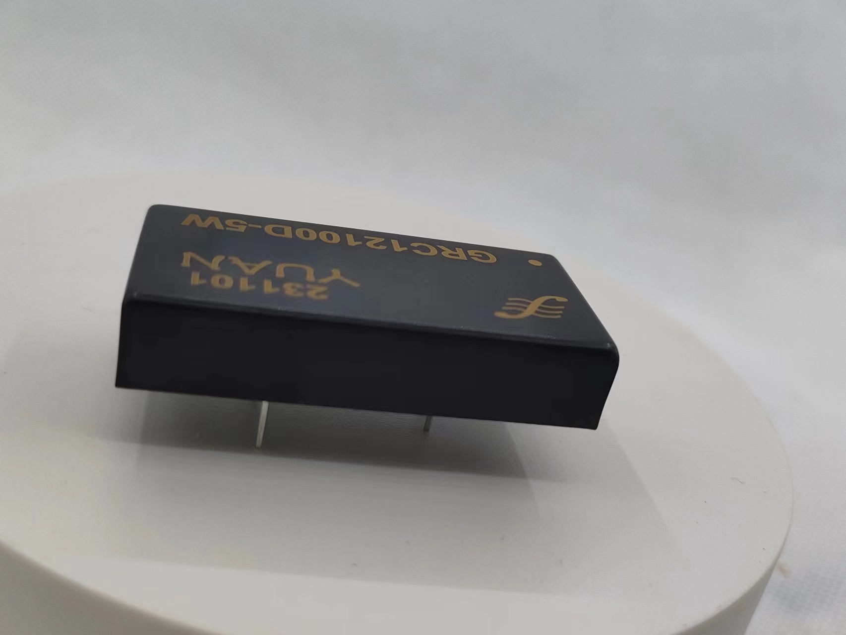 隔離穩(wěn)壓型DC-DC高電壓轉(zhuǎn)換器寬電壓輸入高壓電源模塊