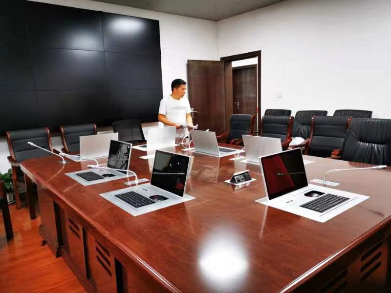 超薄翻轉(zhuǎn)一體機(jī)無(wú)紙化會(huì)議系統(tǒng)可定制美格視聽(tīng)嵌入式電腦升降器