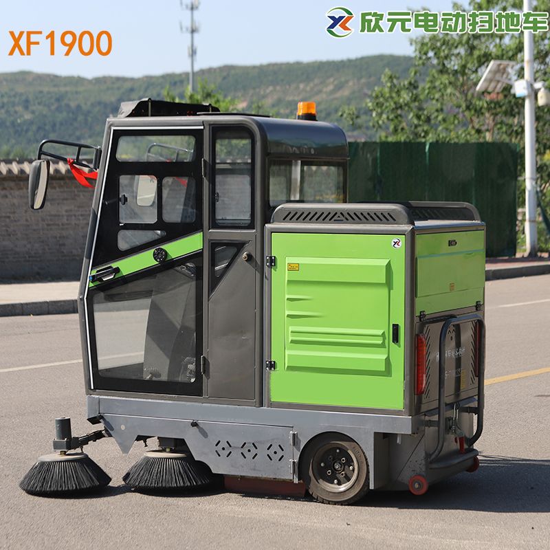 電動環(huán)衛(wèi)車駕駛式新能源掃地車物業(yè)道路清掃車駕駛靈活操作簡單