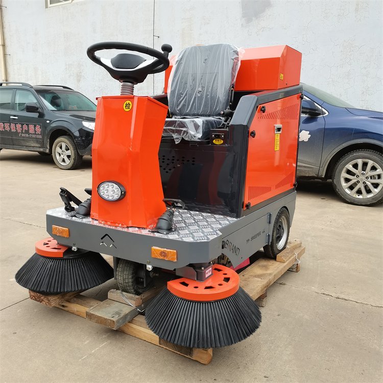小型工業(yè)掃地機(jī)工廠新能源電動(dòng)掃地車欣發(fā)環(huán)衛(wèi)清掃車