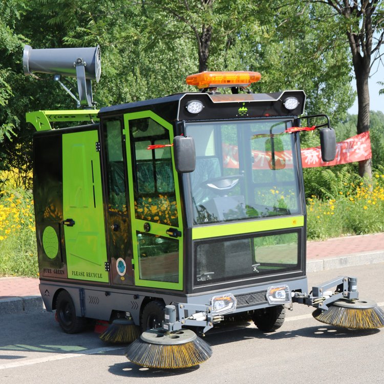 電動(dòng)清掃車四輪霧炮降塵高壓沖洗車大功率吸掃掃地車駕駛靈活