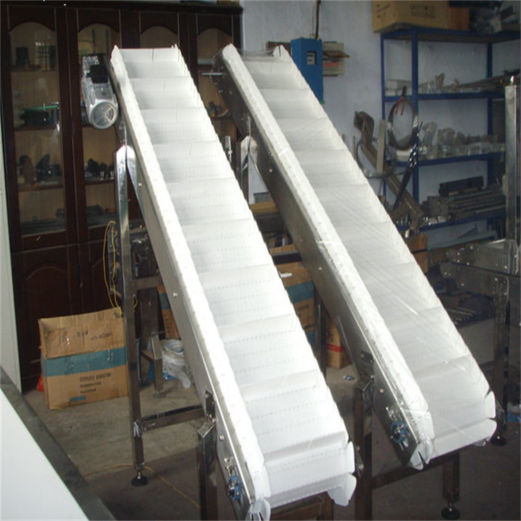 電子裝配車(chē)間流水線作業(yè)用輸送帶皮帶機(jī)帶速可自行控制