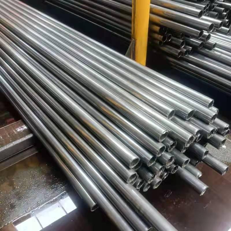 現貨無縫管工業(yè)圓管熱軋高壓鍋爐管切割q235b厚壁無縫鋼管
