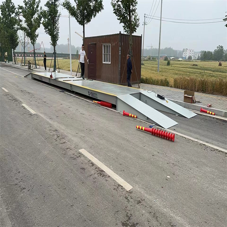30~200噸地磅廠家發(fā)貨電子汽車衡使用壽命長