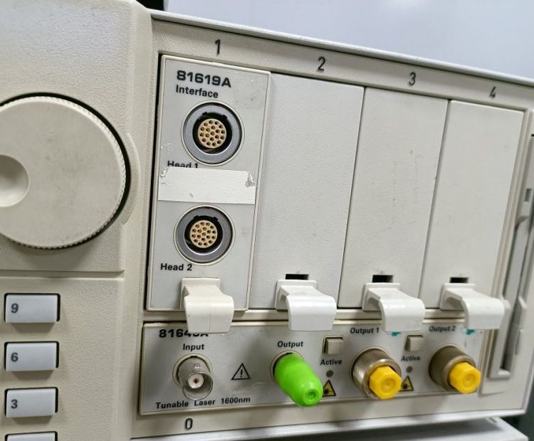 出售安捷倫Agilent8164B光波測(cè)量系統(tǒng)自檢通過