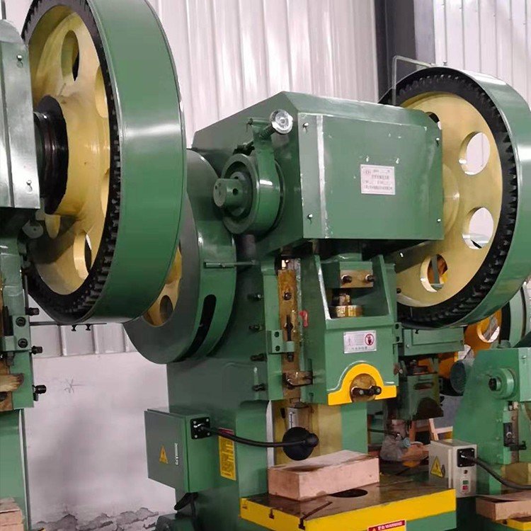 數(shù)控液壓沖床埃斯頓6.3噸高精度機(jī)械傳動來電詢價(jià)