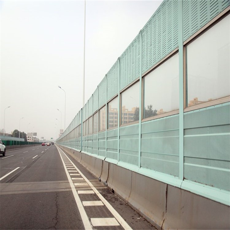 高速公路聲屏障高架橋梁隔音屏小區(qū)工廠隔音墻鐵路道路金屬隔音板貴州世騰交通