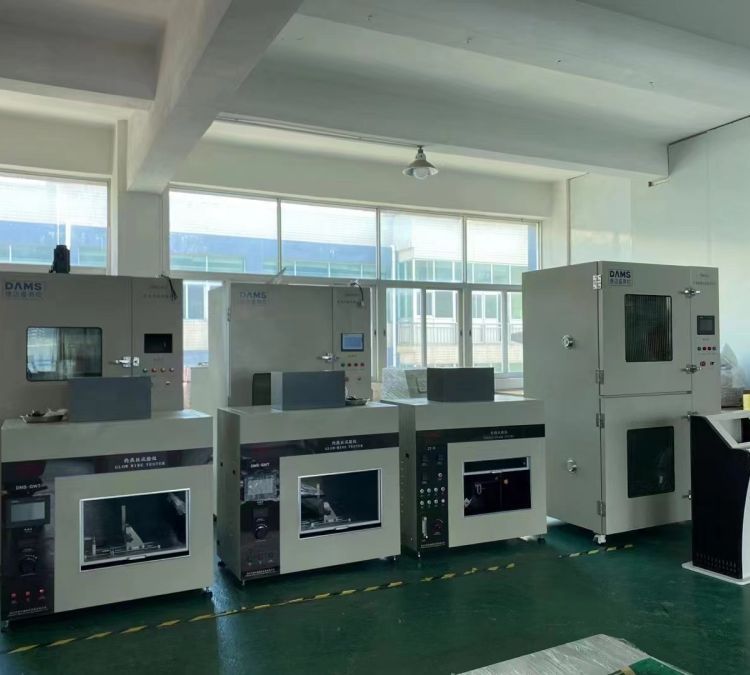德邁盛水平垂直燃燒試驗機質(zhì)量過硬歡迎致電