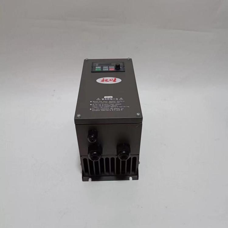 昶旺全封閉防潮防石墨粉石墨數(shù)控機床內部電路板與外部環(huán)境隔離