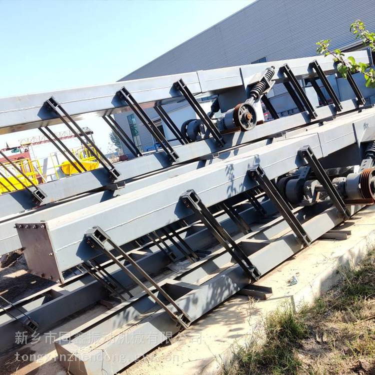 彈性連桿式輸送機(jī)，長(zhǎng)距離振動(dòng)輸送機(jī)，彈性連桿振動(dòng)輸送機(jī)