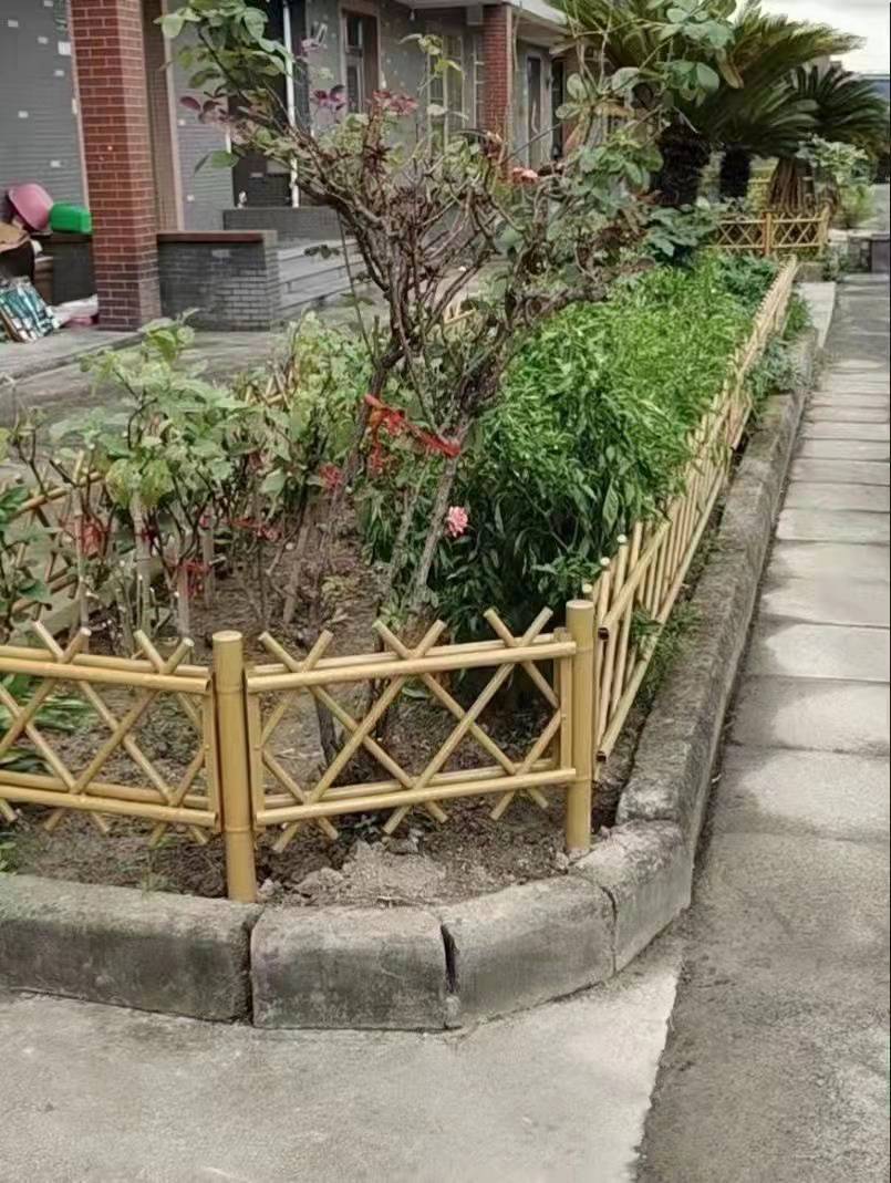仿竹護(hù)欄戶外養(yǎng)殖網(wǎng)綠化草坪外圍陽臺(tái)園藝菜園新農(nóng)村花園柵欄