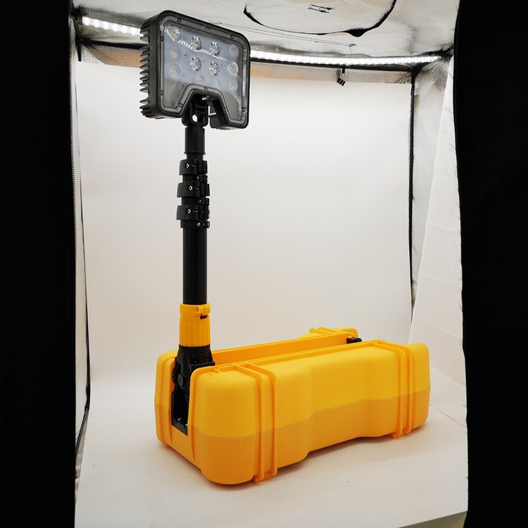 日昇之光自發(fā)電升降式移動照明平臺，4×500W，ZL8306
