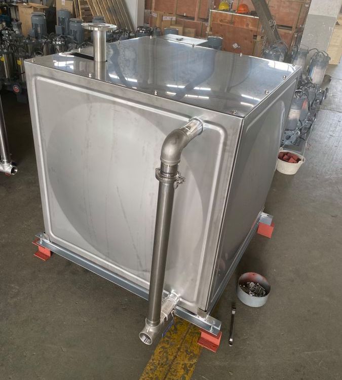 山川泵業(yè)小區(qū)用污水提升器不銹鋼污水排放裝置自動排污泵