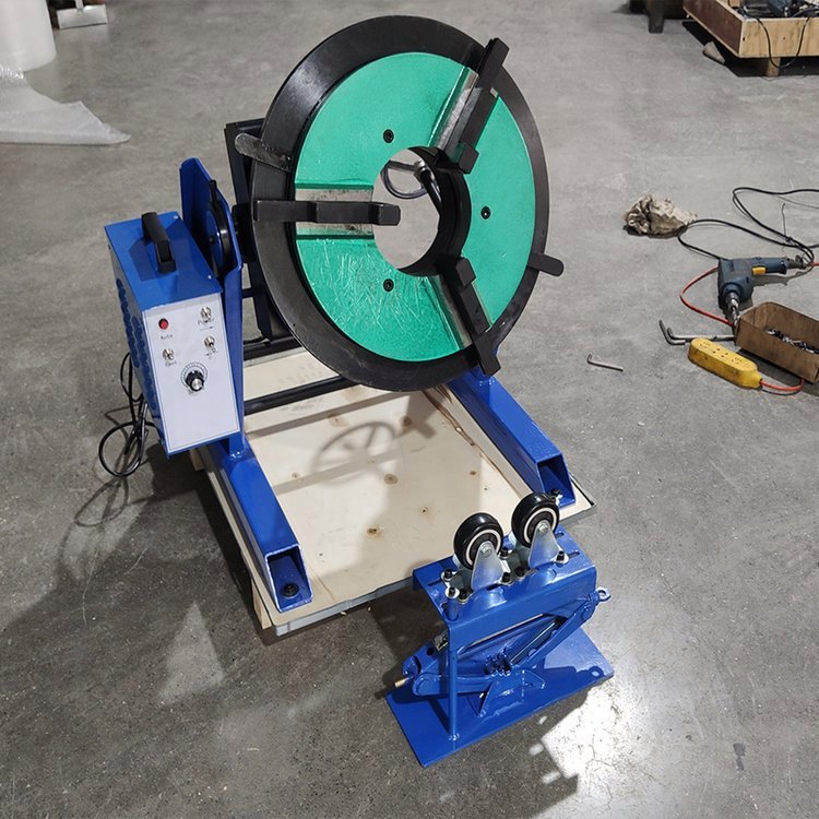 鑫浩規(guī)?；a(chǎn)廣泛適用焊接設(shè)備通孔變位機