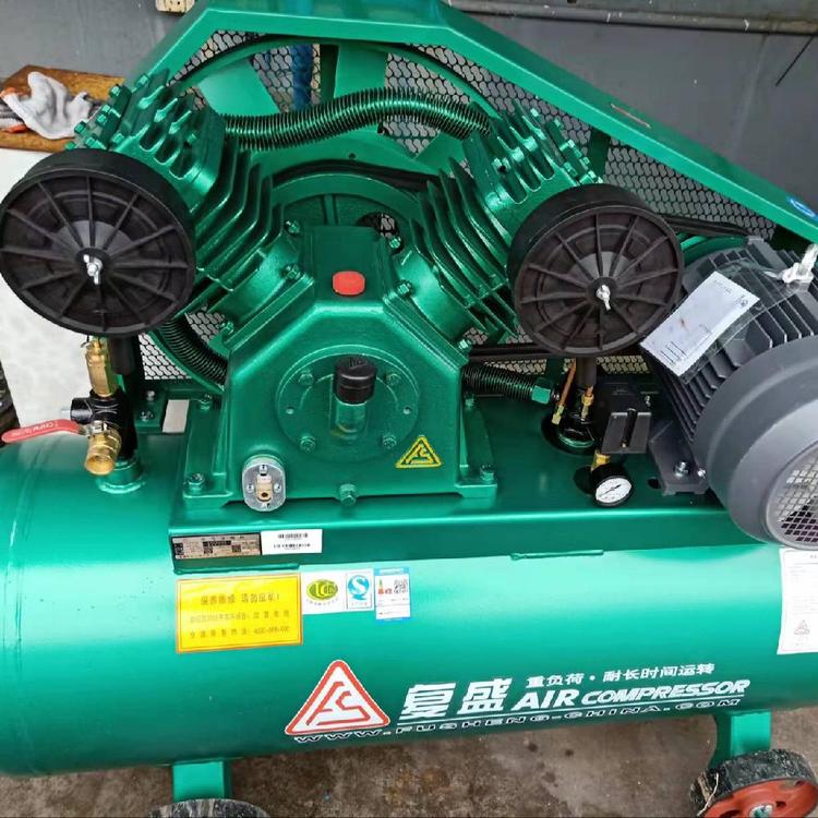 復(fù)盛FG-100機(jī)頭7.5KW活塞式空壓機(jī)機(jī)頭