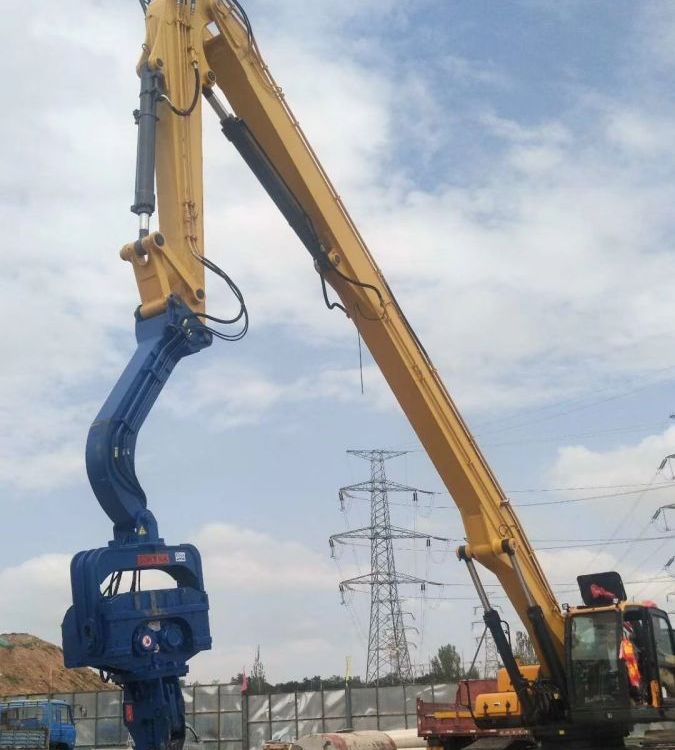 SK400挖掘機打樁臂\/打樁錘適應各類型的樁體多功能打拔樁一體匯通