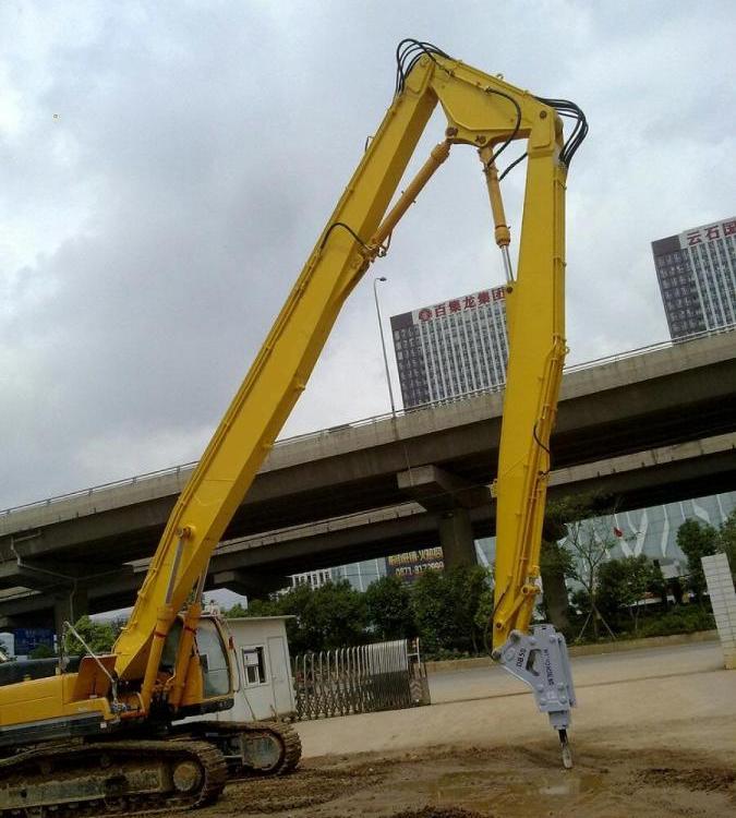 EX250挖掘機(jī)改裝26米三段式加長(zhǎng)臂\/拆樓臂便捷又安全