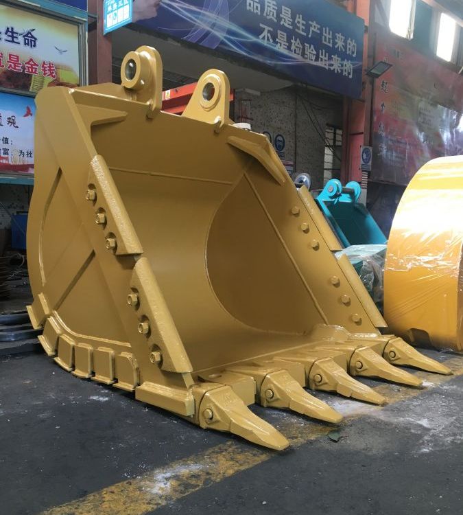 三一SY260挖掘機改裝0.8方加強斗加強鋼板制作耐磨耐用