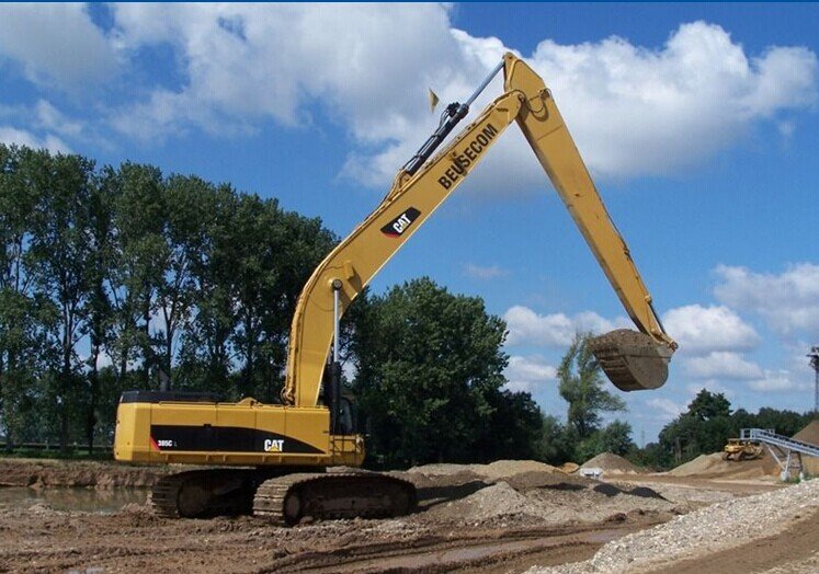 CAT330挖掘機(jī)改裝18米加長(zhǎng)臂河道清淤，民生建設(shè)等作業(yè)效率杠杠的