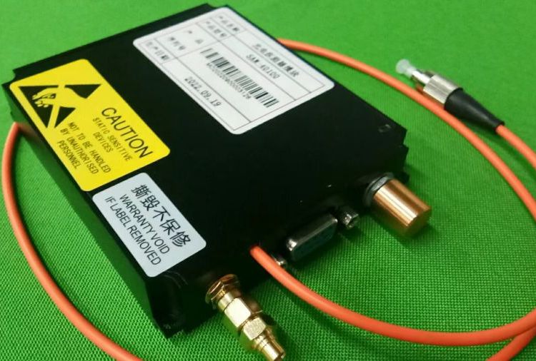 梓冠供應(yīng)寬帶高速光電探測(cè)器低噪聲SMA高速射頻輸出
