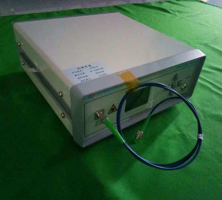 梓冠供應(yīng)納秒脈沖光纖激光器工作波段：1064nm±2nm；線寬：5nm可定制