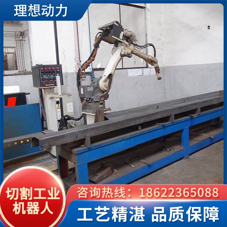 金屬管自動上管激光切割機(jī)輕型管材切割尾料短結(jié)構(gòu)緊湊切割機(jī)器人