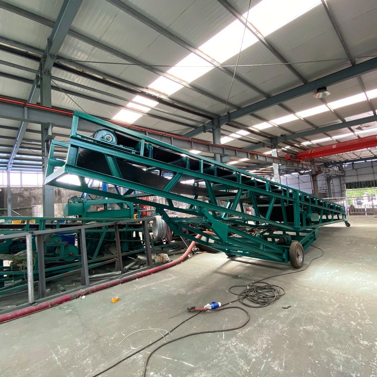 玉米袋裝遞料機(jī)Facai濱州木塊裝卸車運(yùn)輸機(jī)