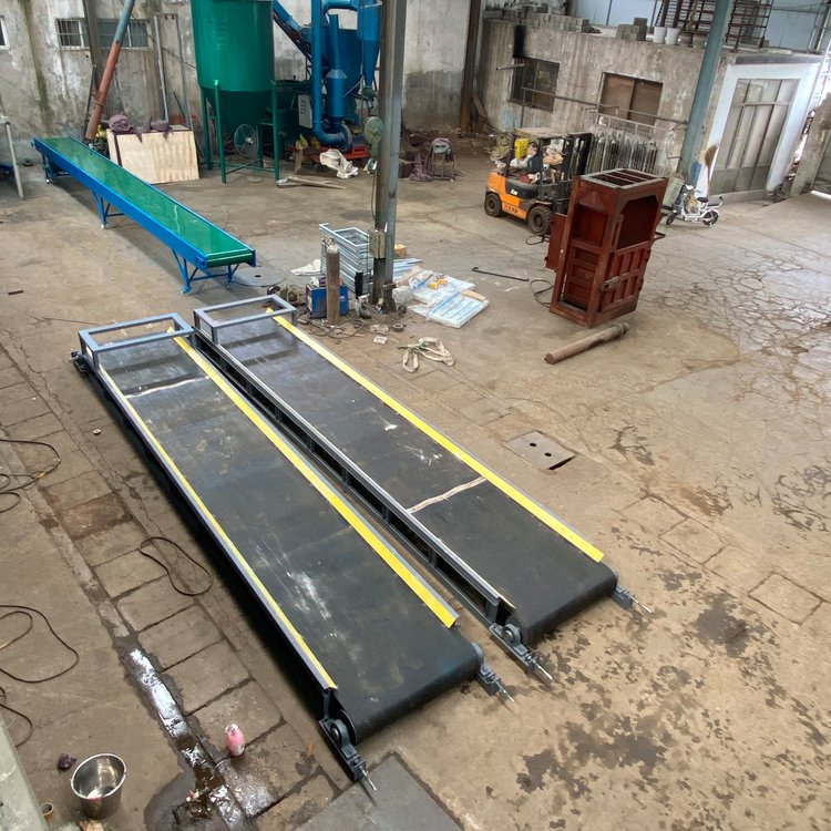 槽型加料皮帶機(jī)Facai常熟定做小型皮帶機(jī)