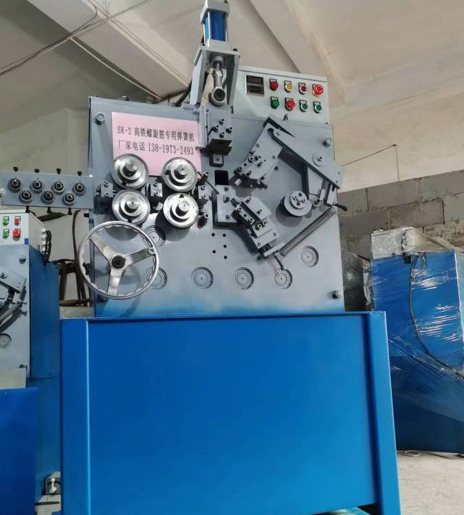 彈簧機(jī)廣東彈簧機(jī)生產(chǎn)廠家小型彈簧機(jī)加工