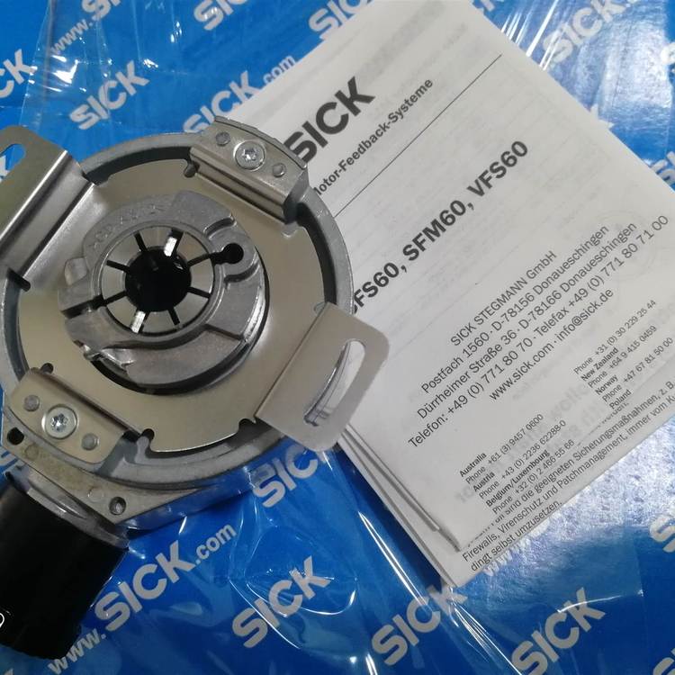圓柱形VL180-2P42436西克SICK光電傳感器