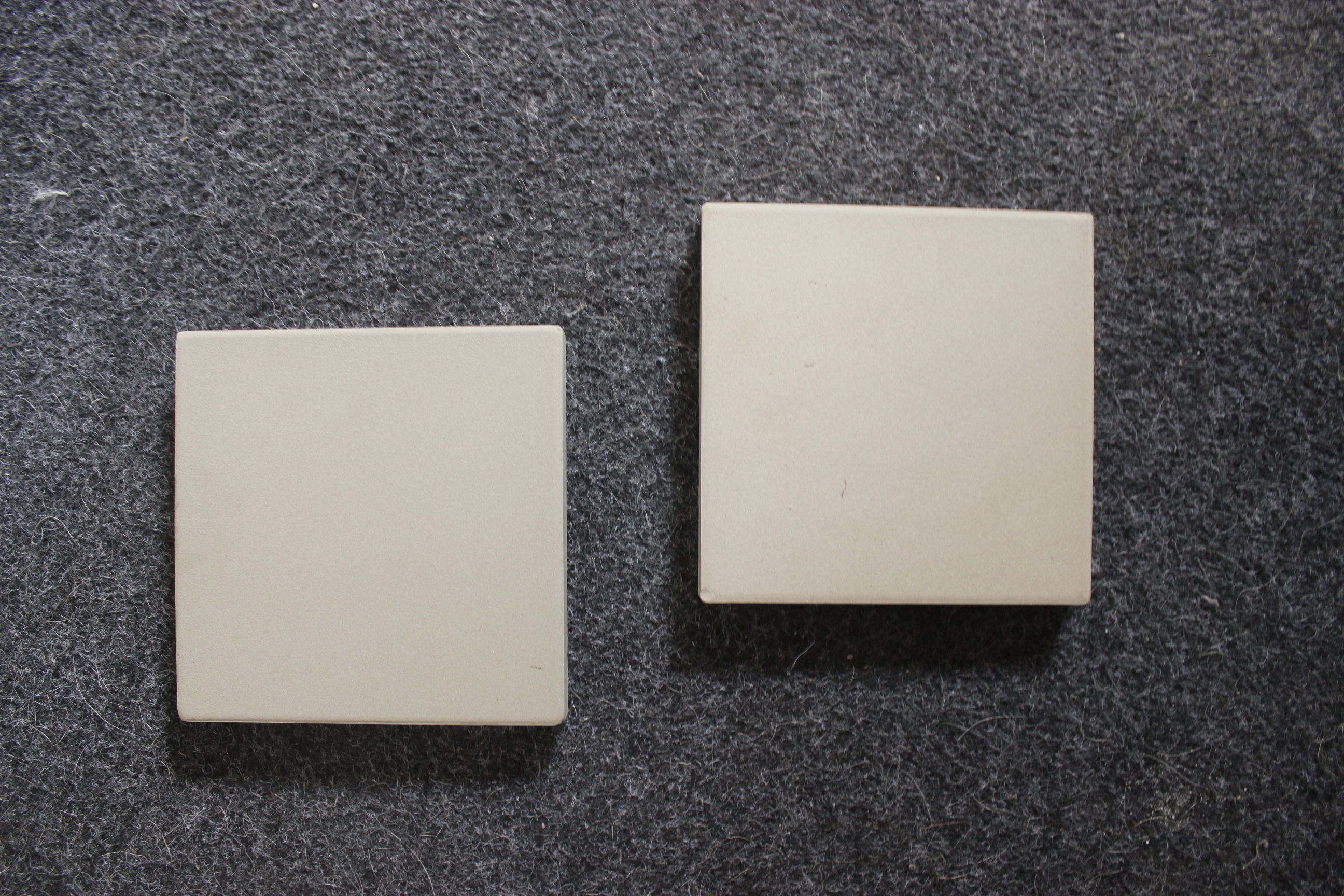 工廠供應(yīng)300*300素面多規(guī)格多尺寸地面工業(yè)級耐酸瓷磚