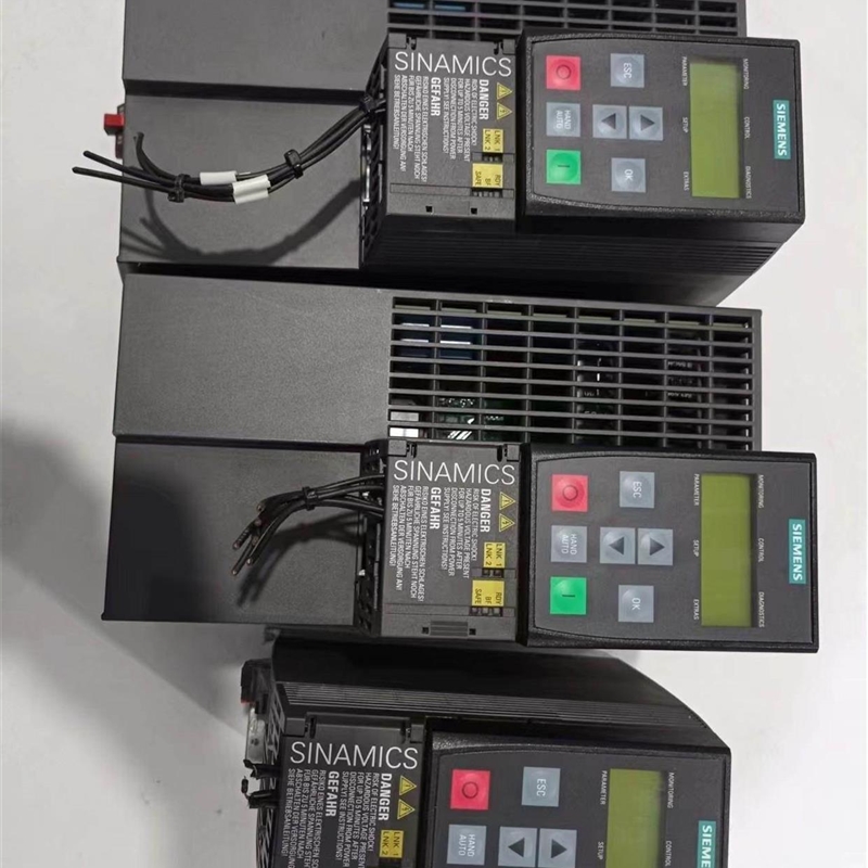 西門子G120C標(biāo)準(zhǔn)版變頻器7.5KW全新6SL3210-1KE21-7UF1現(xiàn)貨包郵