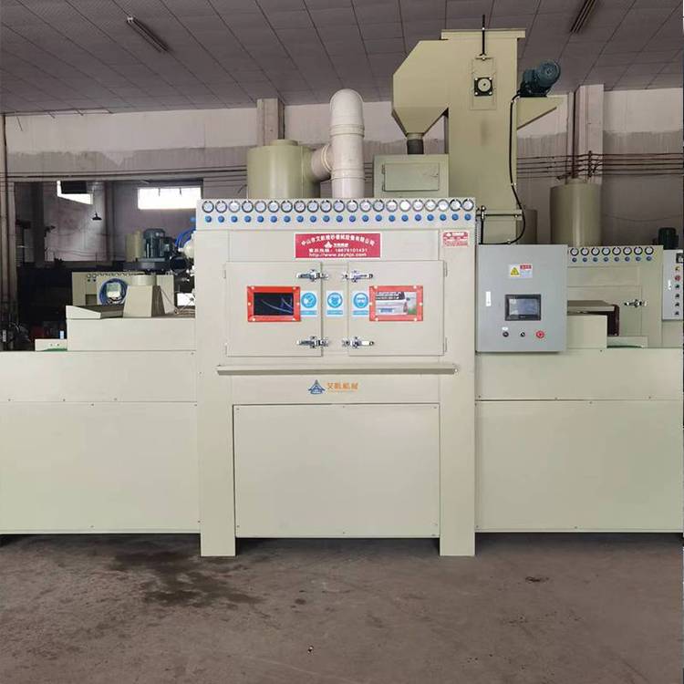 大型自動(dòng)輸送式噴砂機(jī)亞克力磨砂去毛刺打砂機(jī)自動(dòng)化設(shè)備