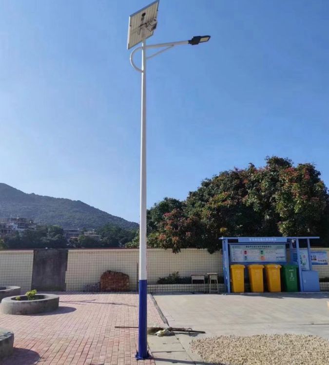農(nóng)村太陽能路燈新能源鋰電池LED路戶外防水燈廠家
