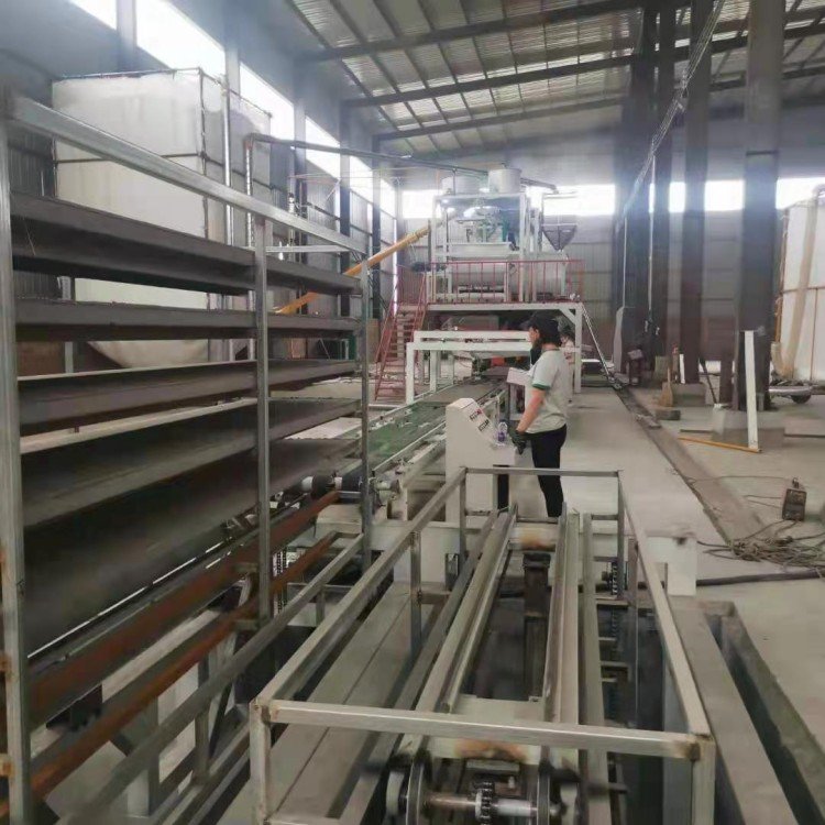 免拆模板設(shè)備fs建筑外模板生產(chǎn)線自動(dòng)化精銳機(jī)械
