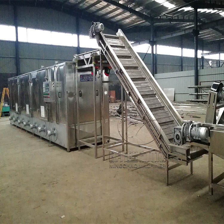 定制地瓜烘干設(shè)備山藥片烘干機(jī)運(yùn)行平穩(wěn)受熱均勻