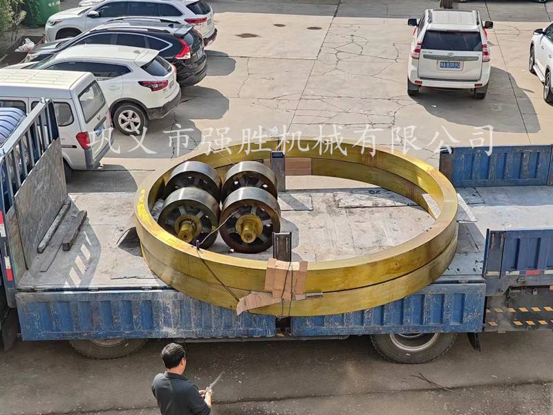 強勝2.8X20米沙子烘干機滾圈輪帶鑄鋼材質(zhì)壽命長